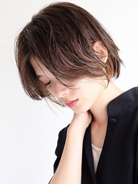 ラレイ(Lalei) 大人かわいいくびれショート+インナーカラー+くすみブルー