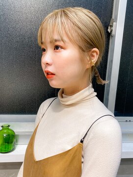 テトヘアー(teto hair) ブロンドミルクティベージュボブ切りっぱなしハイトーンブリーチ