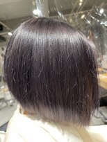 リーオオサカ(Lee Osaka)&nbsp;【Lee大阪店】ワンレン 前下がりショート ラベンダー/新出奈津樹