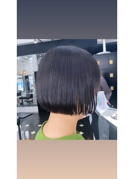 ヒップスデコ(Hip's deco) パツっとミニボブ