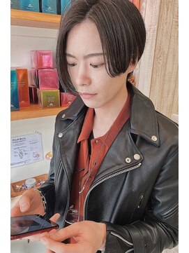 ディライト(Delight) センターパート/アシンメトリー