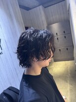 アクシー ヘアーアンドメイク(AXY HAIR&MAKE)&nbsp;縦落ちウルフパーマ／ウザバング波ウェーブツイストパーマメンズ