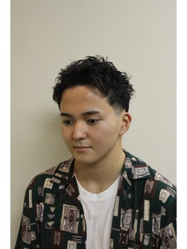 ツーエイチ 新宿(2H) ナチュラルパーマショートスタイル