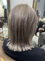 ノラ ヘアーサロン(NORA HAIR SALON)&nbsp;【石山】フィリックス風シルバーカラー