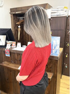 ジャストビューティー リアリー(just beauty Really) ホワイトベージュ×バレイヤージュ【横須賀中央 Really】