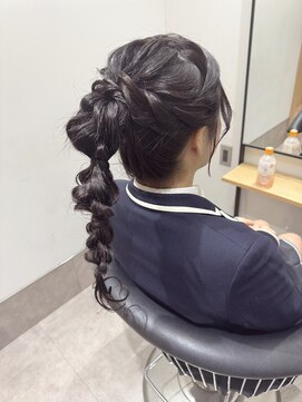 モナルダ(Monarda) 10代20代30代/ヘアセット/結婚式/パーティ【岡山】