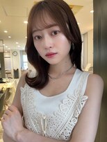 アイヴィー(IVY)&nbsp;くすみブラウン 透明感カラー くびれヘア【肥田亜沙美】