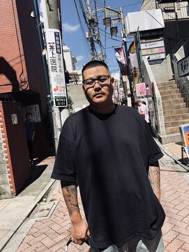 クリスピーバズカット【立川/理容室/床屋/顔剃り/シェービング】