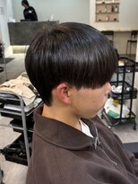 ヒュイル バイ ニアウ(Hwyl by Niau)&nbsp;MEN’S HAIR/シースルーマッシュ/ナチュラルストレート/伊勢崎