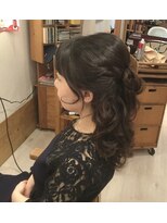 ヘアメイク イグレ 大きめウエーブのカール