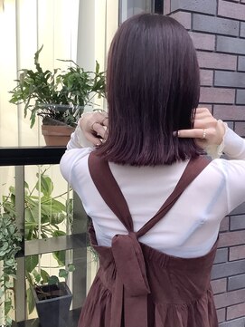 ジュノ 鹿児島中央店(Juno) 【Juno鹿児島中央店】ボルドー×切りっぱなしボブ