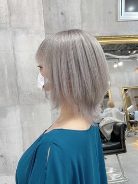 ミラク 町田(MIRAC) 【MIRAC町田店河原崎】ホワイトシルバーショートウルフ