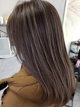 ニコ(nico...) 白髪ぼかしハイライト☆