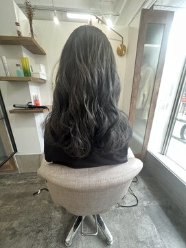 シア 新小岩店(SHEER) 柔らかいオリーブカラー