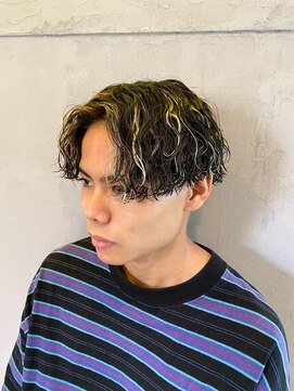 シリー 南風原店(SILLY) 沖縄メンズツイストスパイラルパーマハイライト