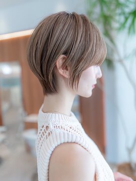 イオ 本厚木(io) 20代30代大人かわいい丸みショートハイライトイメチェン前髪