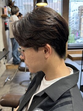 リット バイ フィフス 鹿児島中央駅店(Lit. by fifth) センターパートニュアンスパーマフェザーパーマカルマパーマ韓国