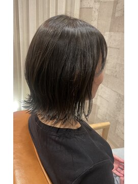ヘアサロン アプリ(hair salon APPLI) 切りっぱなしボブオリーブカラー