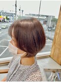 東静岡ショートボブイルミナカラー丸みレイヤーくびれショート