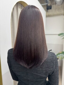 ロウ 町田(ROW) 働く大人女性の為のカット×カラー【ROW町田】