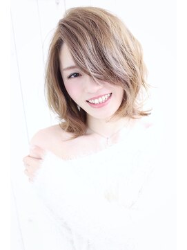 ディー(dee) dee【ノンブリーチ】ヌーディーベージュ×柔らかロブ