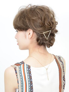 アース コアフュールボーテ 長野駅前店(EARTH coiffure beaute) ゆるふわシニョン【長野駅】