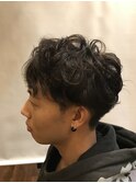 ハードな質感と立体的柔らかウェーブ