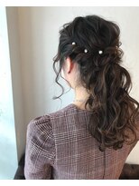 リリー(Lilly)&nbsp;【Lilly】ゆるふわポニー