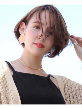 ワン 茅ヶ崎(ONE002) マッシュ/くびれヘア/ビタミンカラー/メルティーカラー/茅ヶ崎