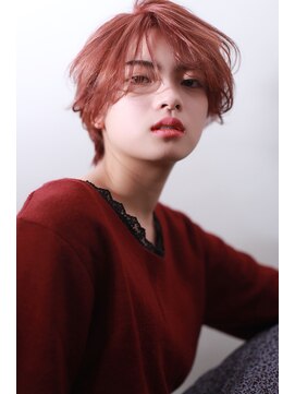 リッシュ(Hair&Eyelash Riche) ショート/ひし形シルエット/派手髪ハイトーン/韓国ヘア/レイヤー
