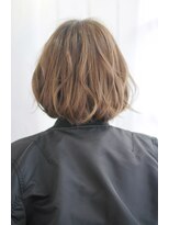 トランクイルバンカ(TRAN9UIL BANCA)&nbsp;20代30代40代　小顔な冬ボブ【近江八幡】