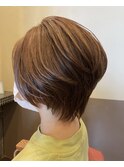 くびれショートボブ