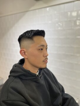 メリケンバーバーショップ フクオカ(MERICAN BARBERSHOP FUK) スキンフェード