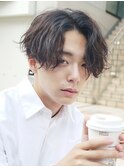 韓国ヘアーツーブロック刈り上げツイストスパイラルパーマ