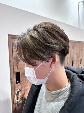 リミックス 南国店(remix) センターパートスタイル