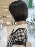 自然に収まるミニボブ