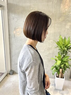 イロア(iroa) スタイリッシュなナチュラルボブ♪