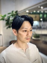 ウノプリールヴァモス(unopulir Vamos)&nbsp;30代ナチュラルセンターパートニュアンスパーマ