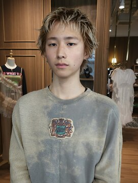 ユルクメゾンシティ 名古屋(JURK MAISON CITY) 【fuuki style】ブロンド デザインカラー スパイキーショート