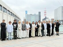 リジョイスヘア レイ(REJOICE hair Lei)の雰囲気（毎年恒例！REJOICEスタッフ集合写真！今年は白黒コーデがテーマ）