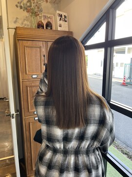 エドゥース(et DOUCE) 縮毛矯正で艶髪に