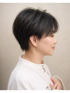 ヘアスタジオヘーフリヒ(HAIR STUDIO HoFLICH) 大人ボブ/ショートボブ/ハンサムショート/ひし形ショート