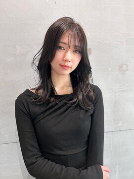 シオ ヘアー デザイン(Sio. hair design) 顔周りレイヤーカット