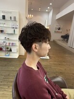コワファースト 別府&nbsp;無造作質感 × 刈り上げマッシュショート