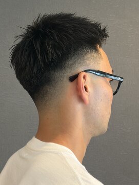 ザ ブライト バーバー(The BRIGHT BARBER) フェザーアップ/スキンフェード/10代/20代/30代/宮城/仙台/五橋