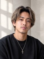 ORO MEN'S 緑地公園【オーロ/メンズ/眉毛/アイブロウ/メンズカット/メンズパーマ】&nbsp;【ハイライトカラー】色気漂う大人センターパート