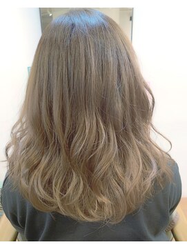 キュリオ 尾山台(curio) curio 尾山台/自由が丘　ミルクティーベージュ