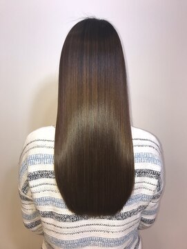 あくら 三宮(A cura) 髪質改善【スタンダード】＋カラー＋カット　白髪染めも可能