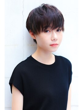 ネイヴィル オモテサンドウ(navile omotesando) 【yuka】メンズライクなミニマム黒髪ショート20代30代40代