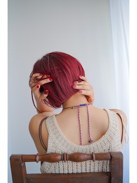 ロスタークラス(ROSTAR class) 綺麗なボブと赤い色